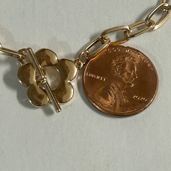 Toggle Bracelet - Picture 5 of 6